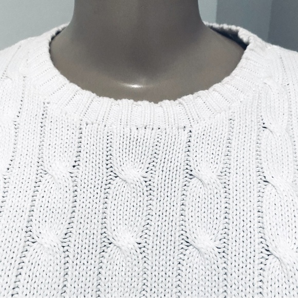 RALPH LAUREN CABLE-KNIT COTTON CREWNECK SWEATER. - Picture 4 of 10